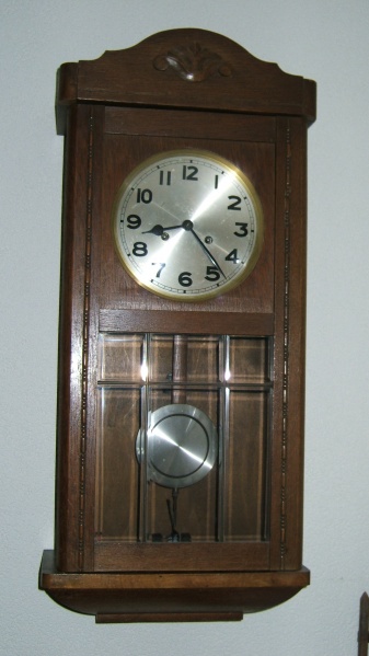 File:Clock.jpg